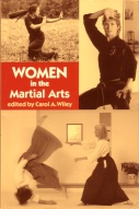 Women in the Martial Arts, redigert av Carol A. Wiley